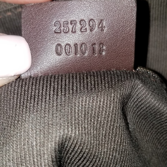 Gucci purse  (authentic) - Picture 8 of 8
